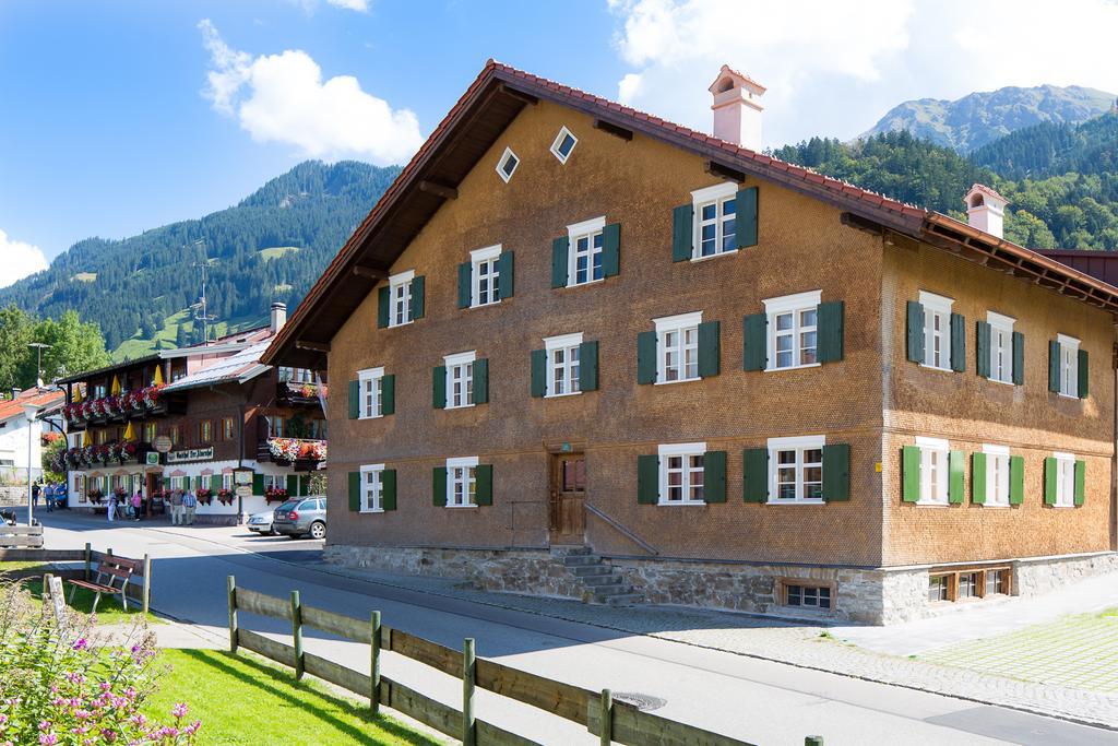 "Viktoria Apartments" - Annehmlichkeiten Von 4-Sterne Familien-Und Wellnesshotel Viktoria Koennen Mitgenutzt Werden Оберстдорф Екстер'єр фото
