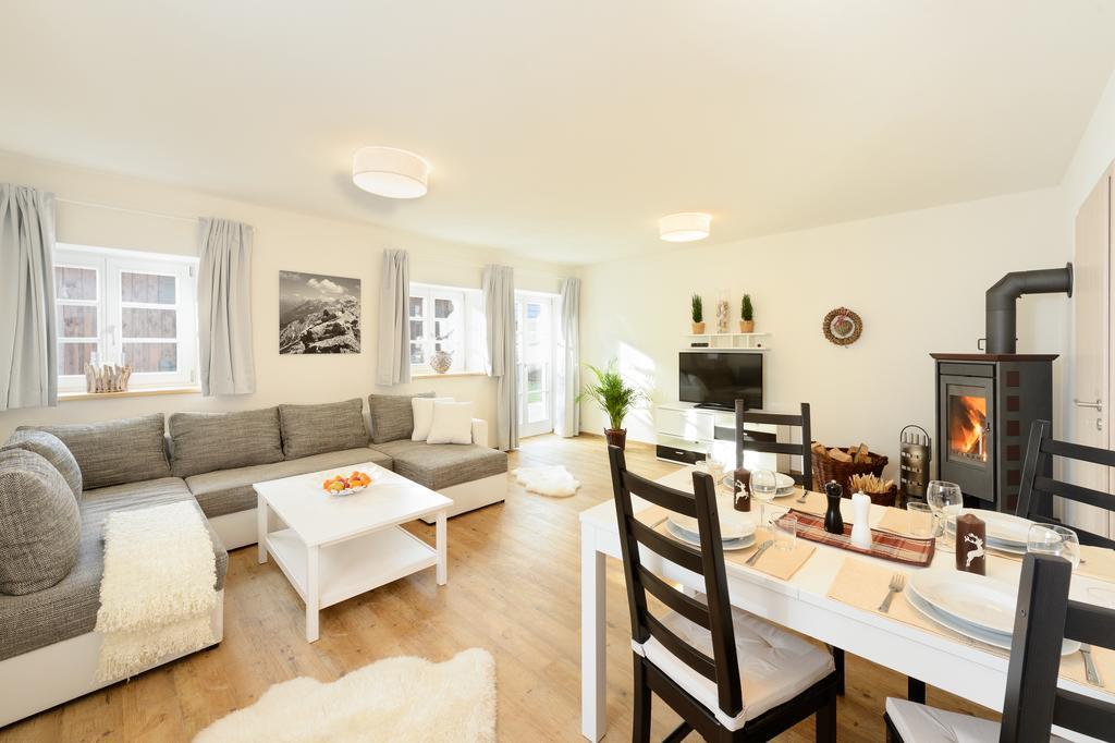 "Viktoria Apartments" - Annehmlichkeiten Von 4-Sterne Familien-Und Wellnesshotel Viktoria Koennen Mitgenutzt Werden Оберстдорф Номер фото